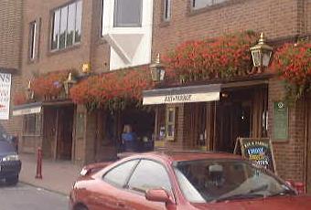 Rat And Parrot Surbiton Surrey Pub Details Beerintheevening Com