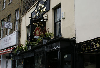 Ye Olde Mitre Inne