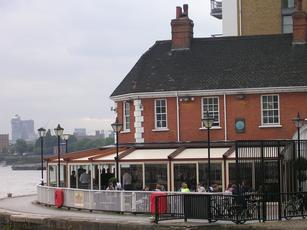 Narrow Street Pub & Dining Room