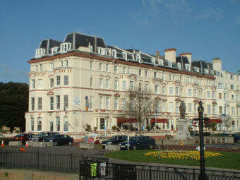 Clifton Hotel