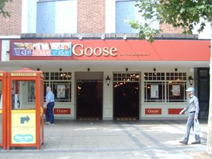Goose on the Broadway